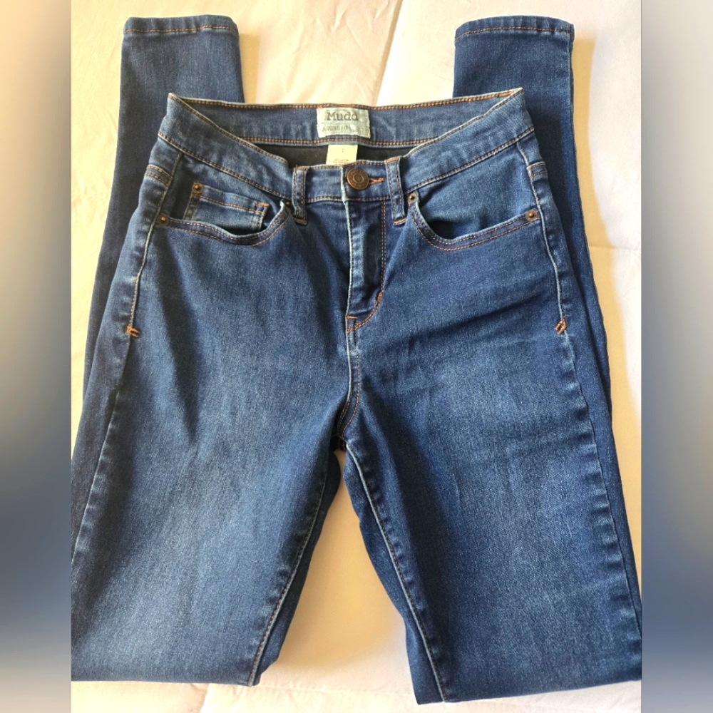 Mudd Blue Skinny Jeans with Classic Style Size 1